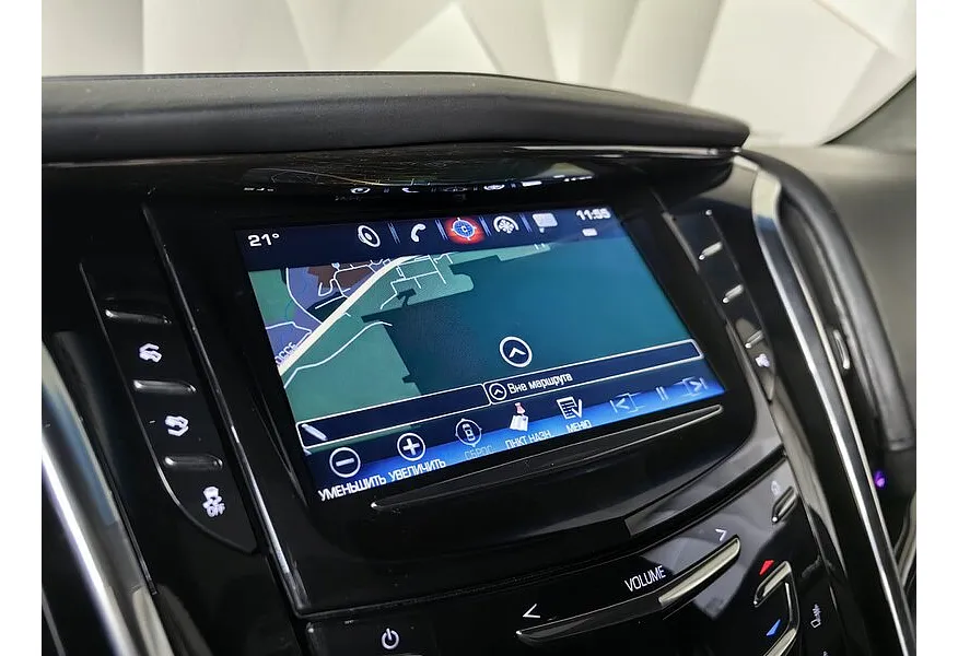 Cadillac Escalade 6.2 V8 AT AWD (420 л.с.) Sport Platinum Черный в АВИЛОН. Слайд №22