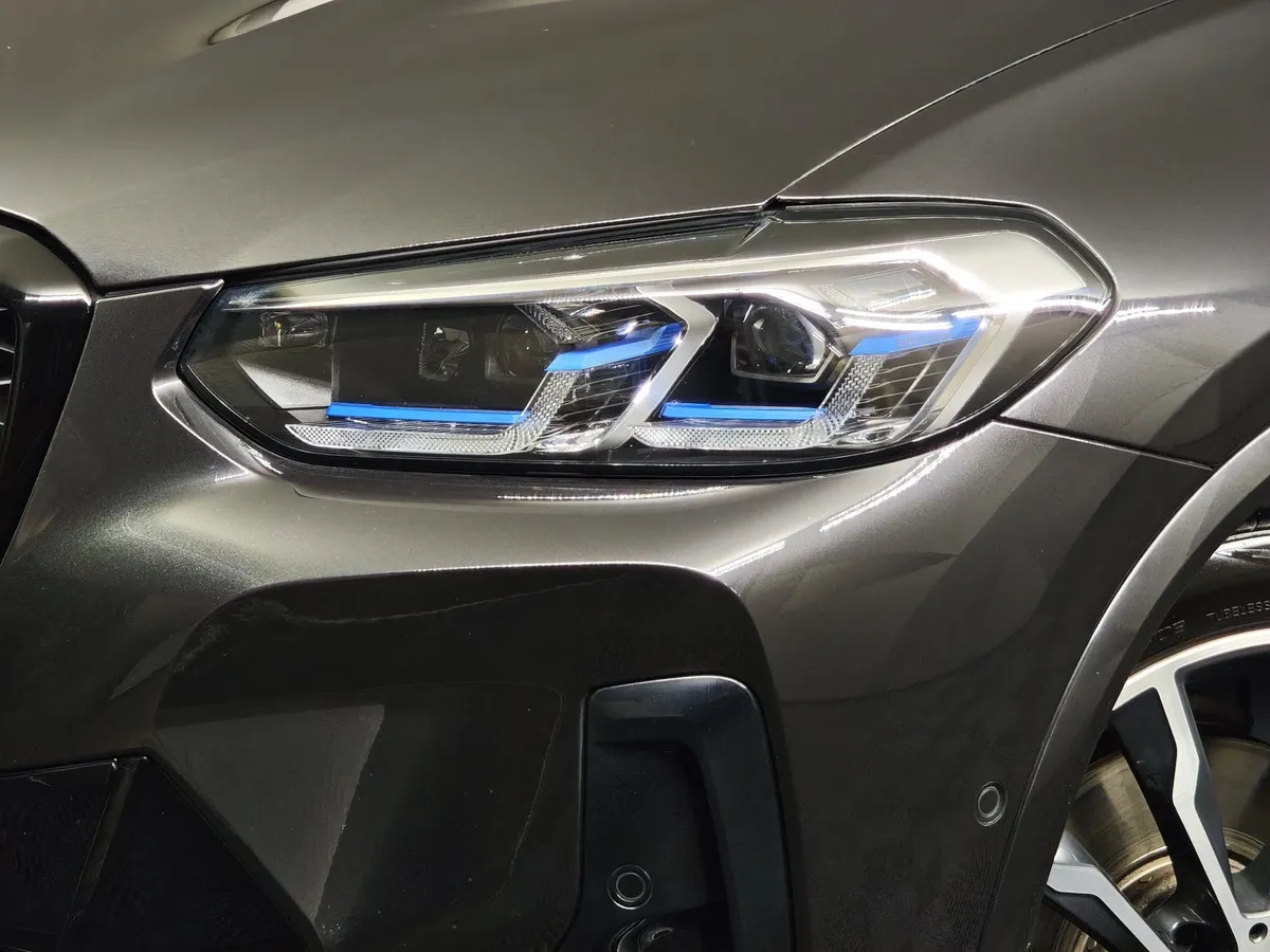 BMW X4 xDrive20d Steptronic (190 л.с.) Base Локальная сборка Черный в АВИЛОН. Слайд №8