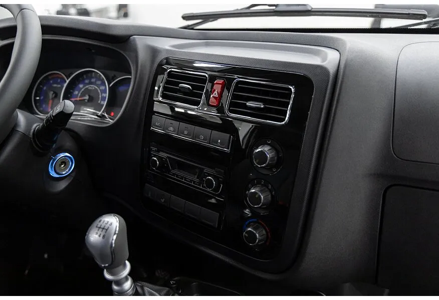 Sollers Argo 2.0d MT RWD SWB (130 л.с.) 2.5T Белый в АВИЛОН. Слайд №7