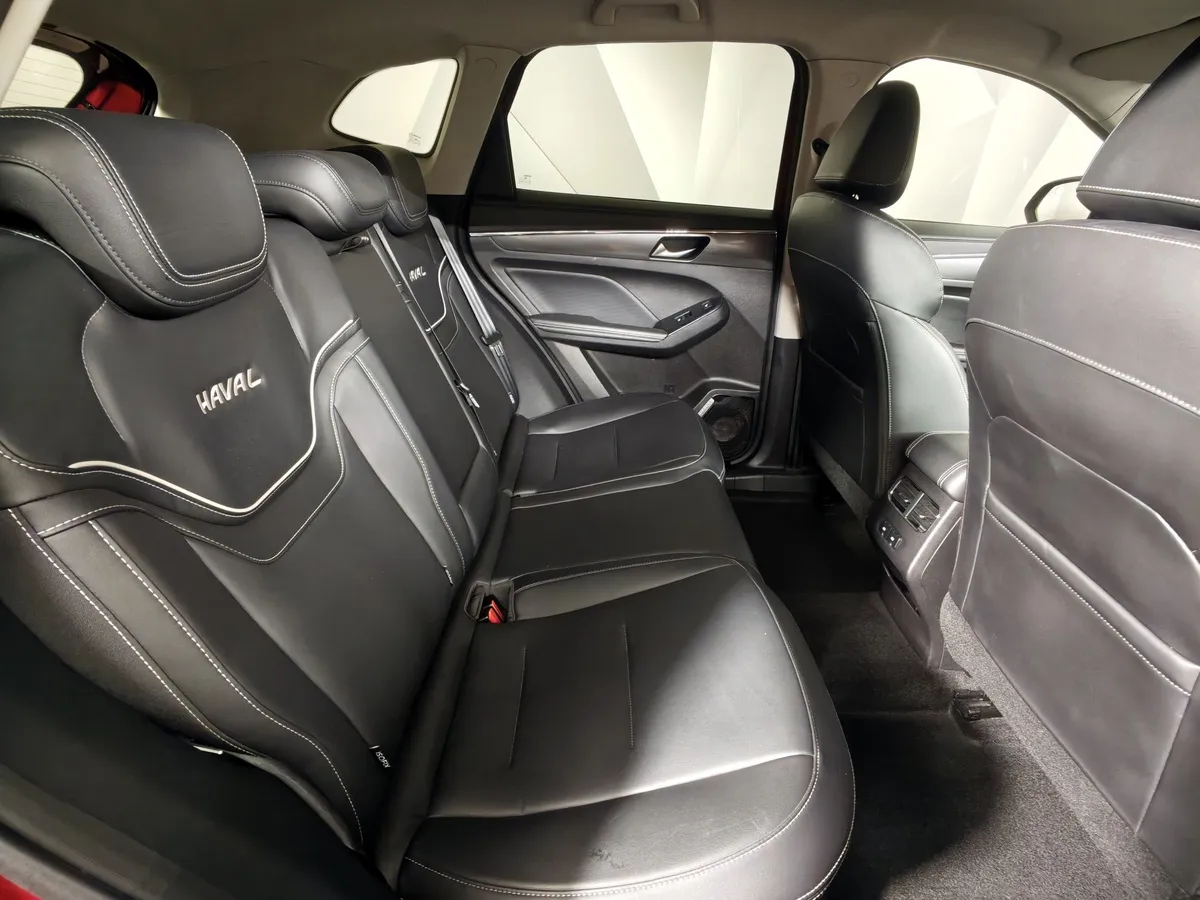 Haval Jolion 1.5T AWD 7DCT (150 л.с.) Premium Красный в АВИЛОН. Слайд №16
