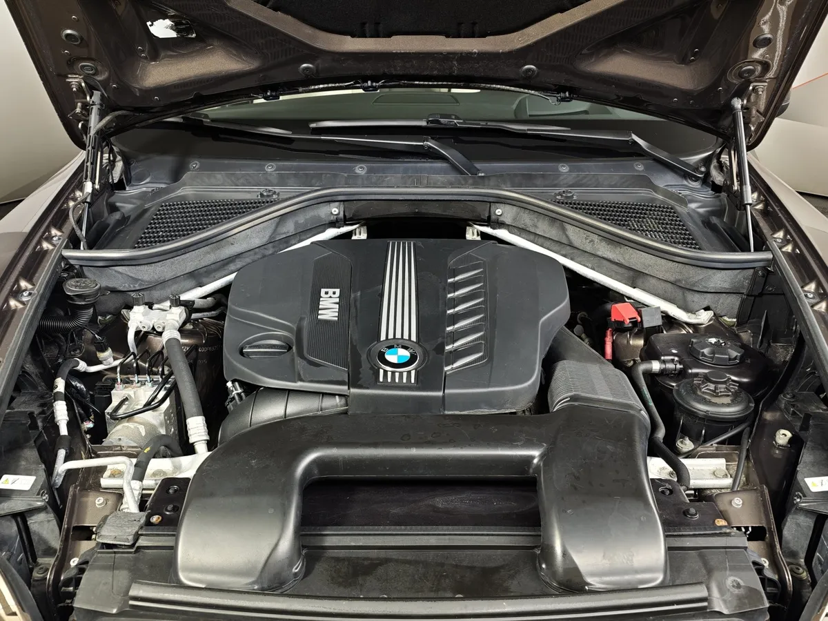 BMW X5 xDrive30d Steptronic (245 л.с.) Коричневый в АВИЛОН. Слайд №10