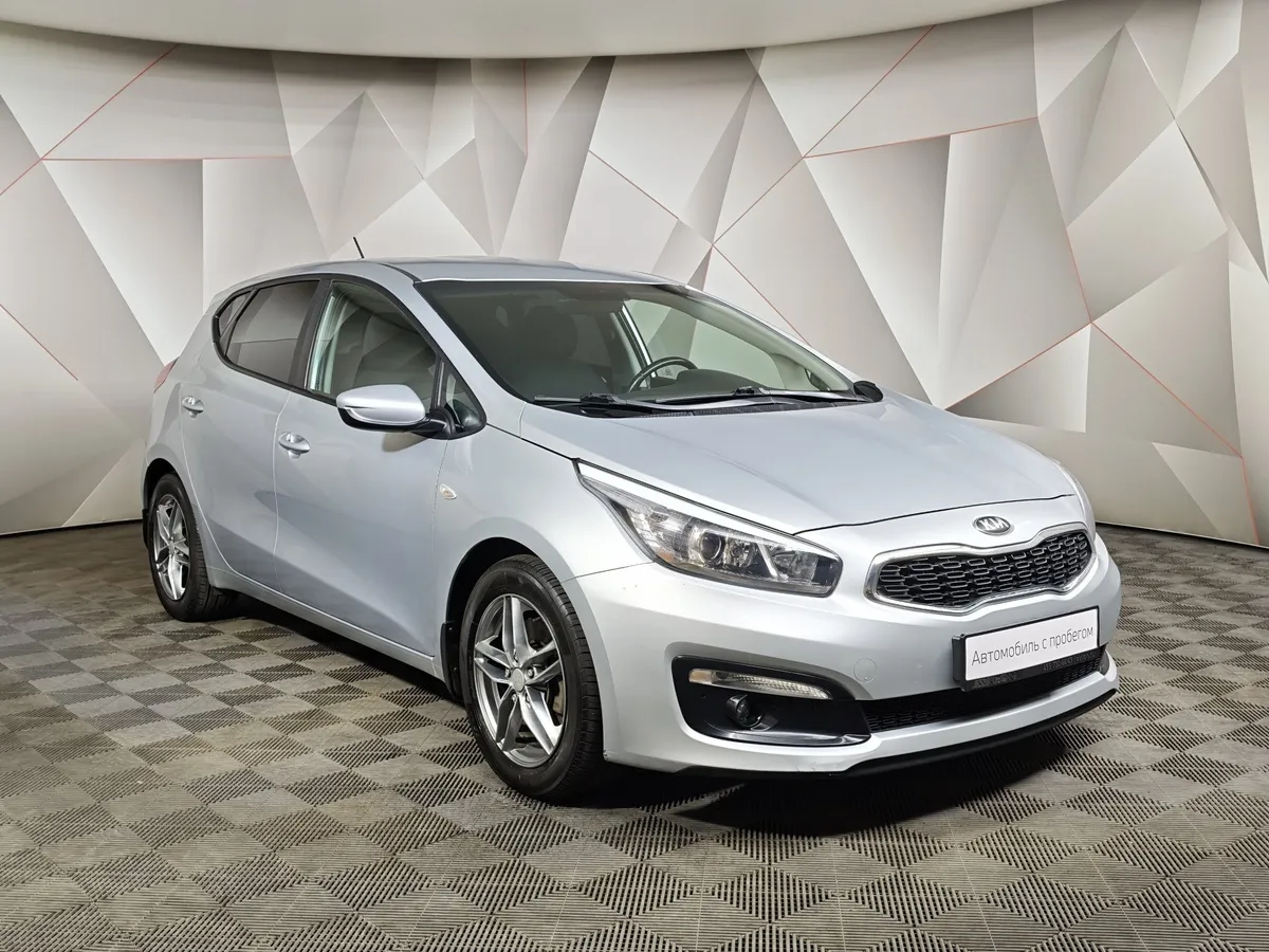 Kia Ceed 1.6 AT (130 л.с.) Comfort Серебристый в АВИЛОН. Слайд №3