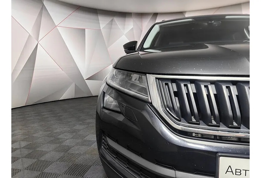 АВИЛОН - Skoda Kodiaq 2.0 TDI DSG 4X4 (150 л.с.) Черный - slide 21
