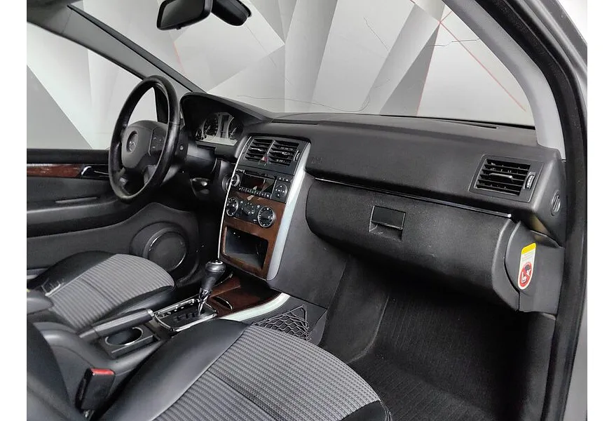 Mercedes-Benz B-Класс B 200 Turbo Autotronic (193 л.с.) Серый в АВИЛОН. Слайд №11