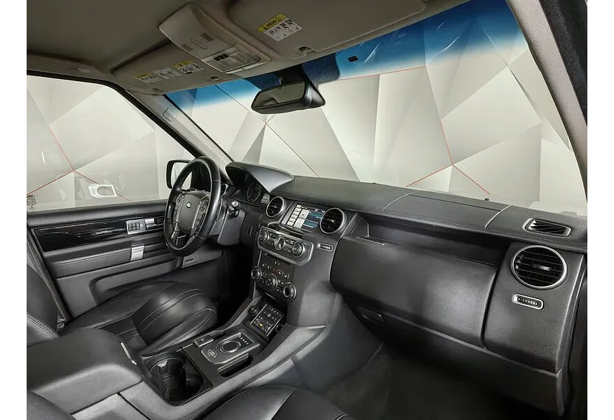 Land Rover Discovery 3.0 TD AT (245 л.с.) SE Черный в АВИЛОН. Слайд №13