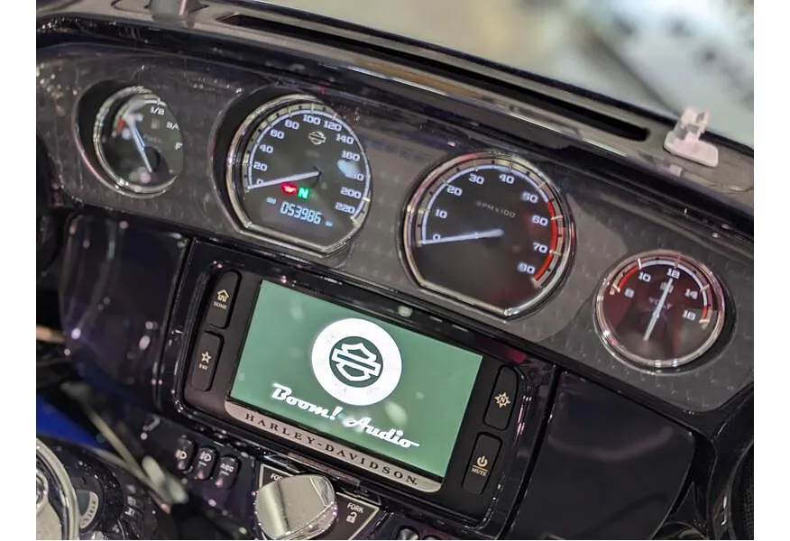 Harley-Davidson Ultra Limited 1923 см³ (106 л.с.) (106) 1923 Синий в АВИЛОН. Слайд №5