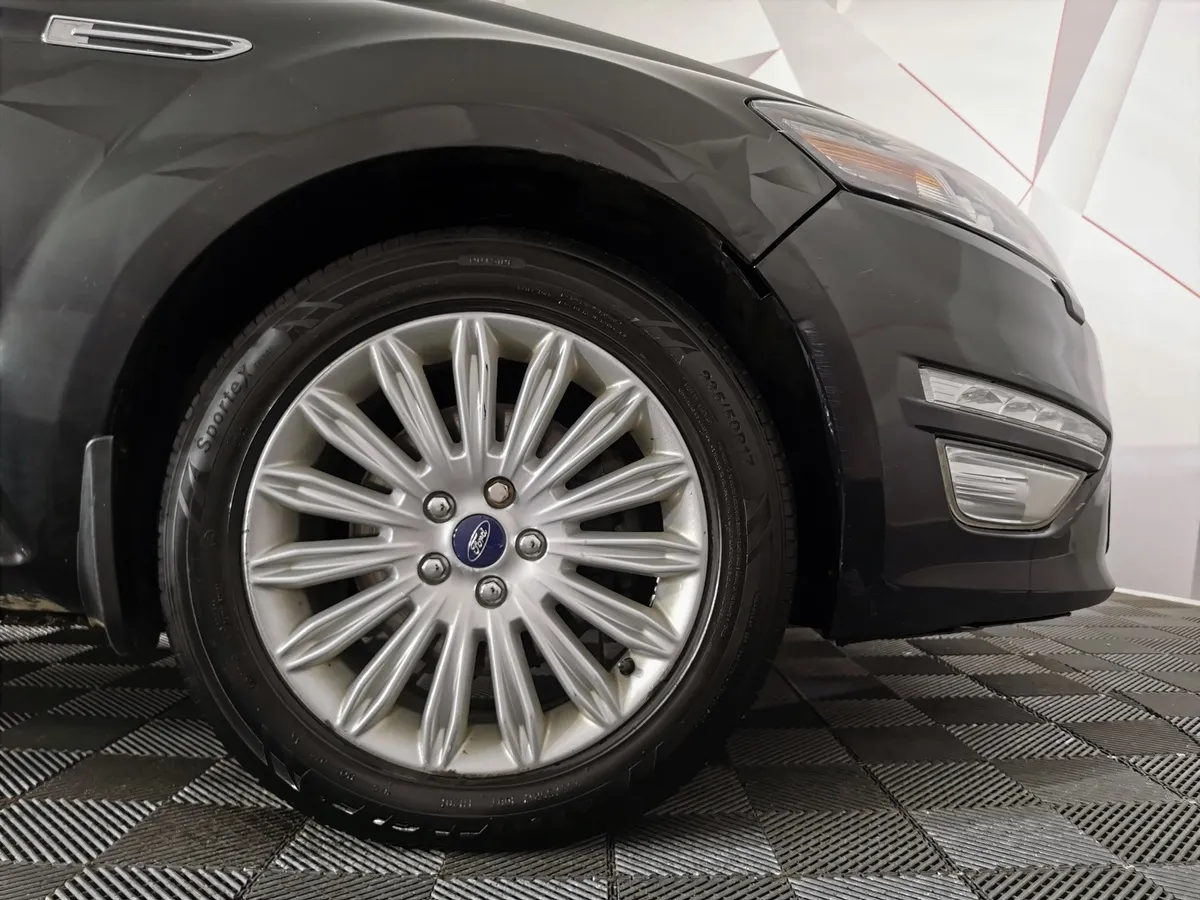 Ford Mondeo 2.0 TDCi DPF AT (140 л.с.) Черный в АВИЛОН. Слайд №9