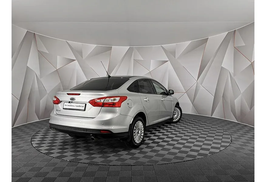 Ford Focus 2.0 PowerShift (150 л.с.) Trend Серебристый в АВИЛОН. Слайд №2