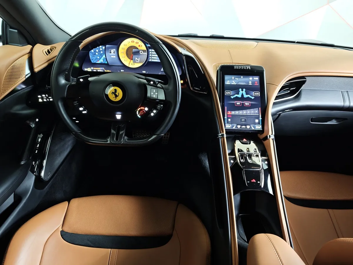 Ferrari Roma 3.9 AMT (620 л.с.) Черный в АВИЛОН. Слайд №19