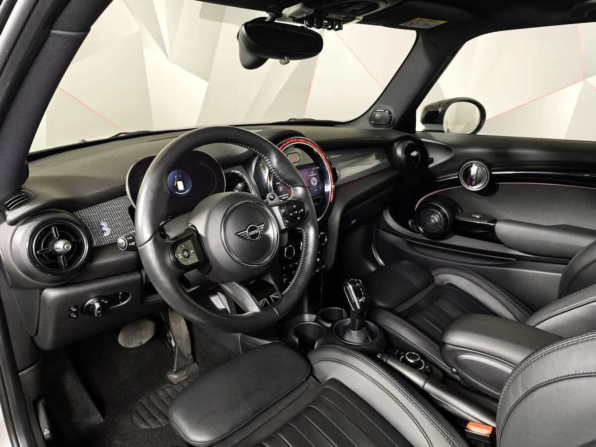 MINI 3 двери Cooper S 2.0 AT (192 л.с.) Серый в АВИЛОН. Слайд №12