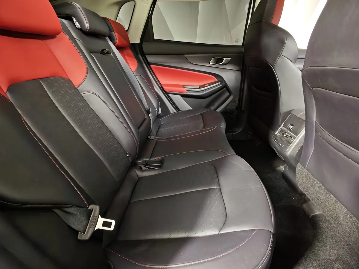 Changan UNI-S 1.5T 7DCT 2WD (181 л.с.) Tech Plus Белый в АВИЛОН. Слайд №16