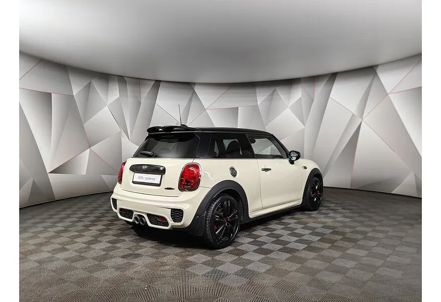 MINI 3 двери JCW 2.0 AT (231 л.с.) Белый в АВИЛОН. Слайд №2