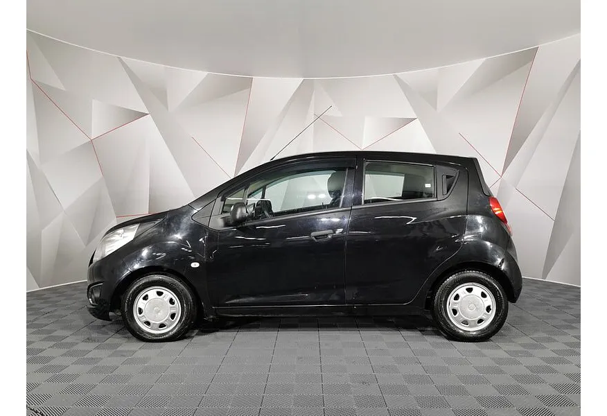 LIVE. Слайд №3