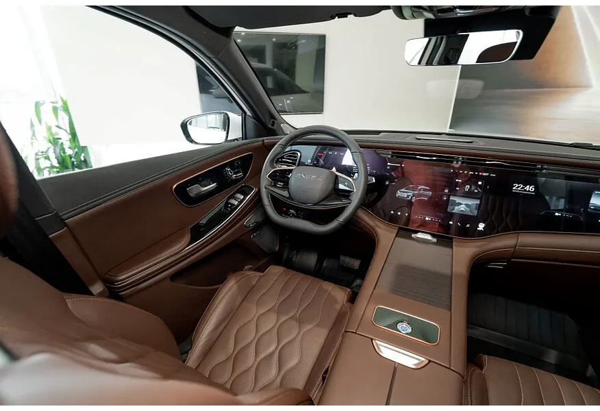 EXEED VX 2.0 AT AWD (249 л.с.) 7 мест President Серебристый в АВИЛОН. Слайд №10