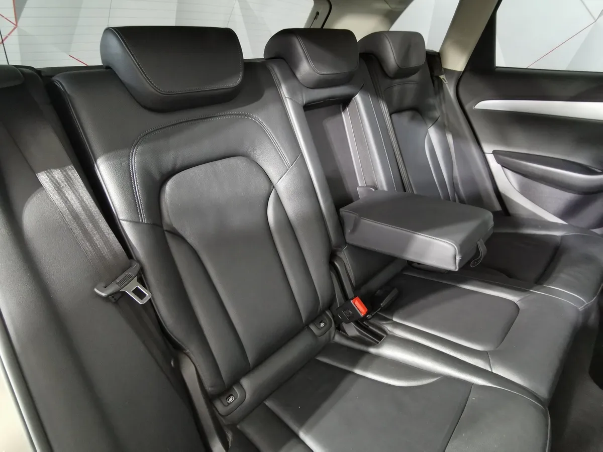 Audi Q5 2.0 TFSI tiptronic quattro (211 л.с.) Бежевый в АВИЛОН. Слайд №16