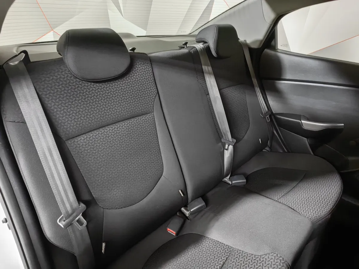 Kia Rio 1.6 AT (123 л.с.) Белый в АВИЛОН. Слайд №16