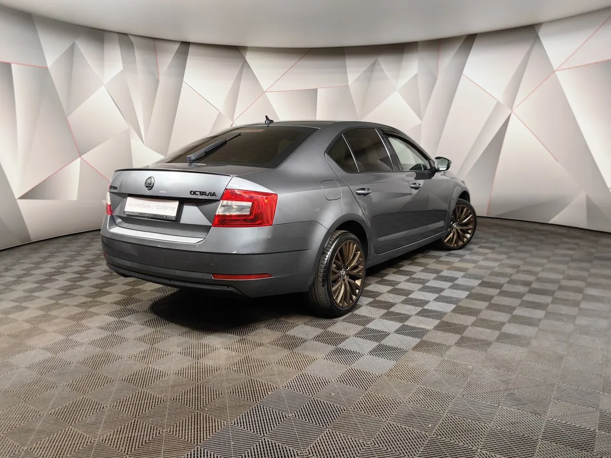Skoda Octavia 1.8 TSI DSG (180 л.с.) Серый в АВИЛОН. Слайд №2