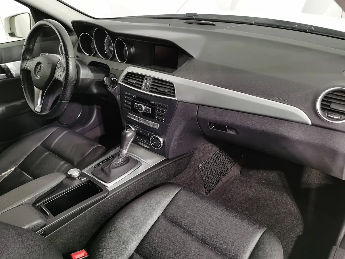 Mercedes-Benz C-Класс C 180 7G-Tronic Plus (156 л.с.) Белый в АВИЛОН. Слайд №12