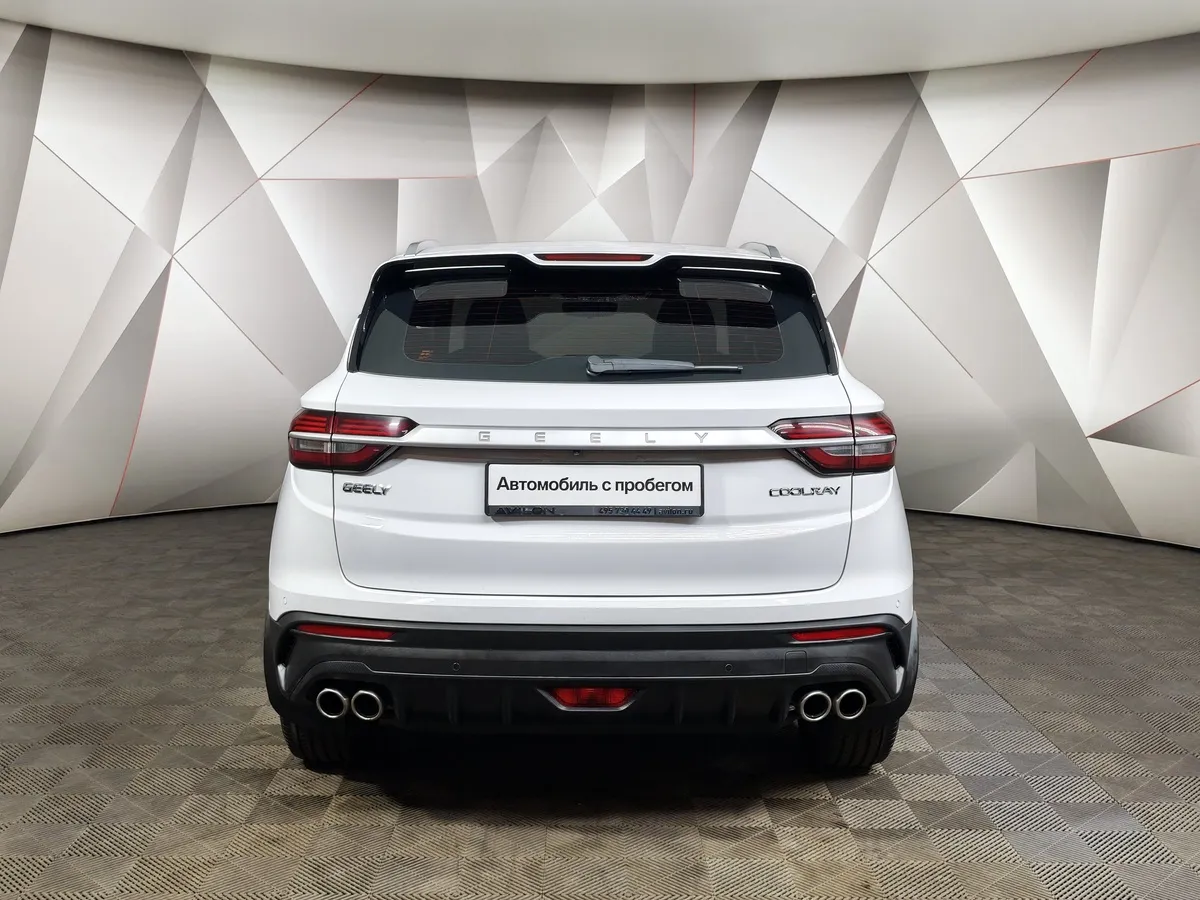 Geely Coolray 1.5T 7DCT 2WD (150 л.с.) Flagship Sport Белый в АВИЛОН. Слайд №8