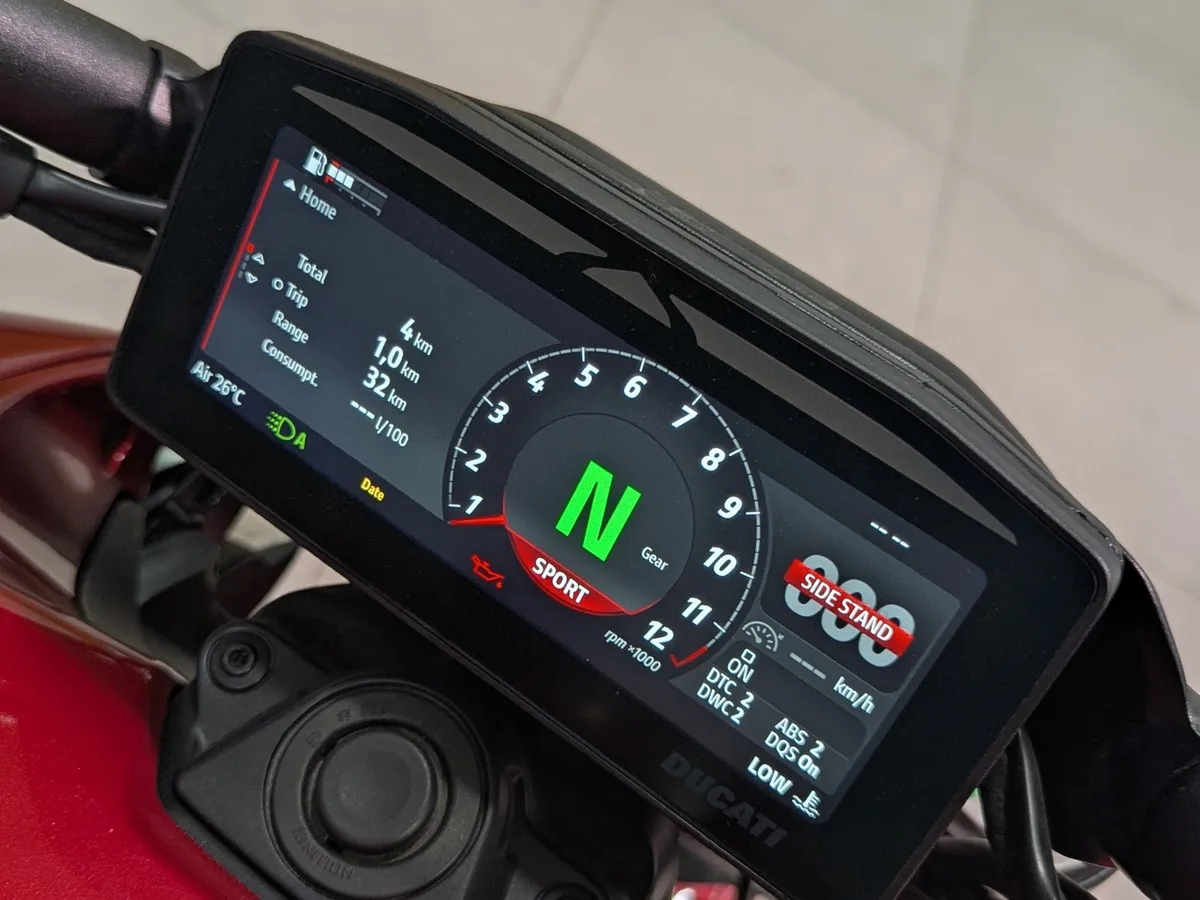Ducati XDiavel V4 V4 1158 см³ (168 л.с.) (168) 1158 Красный в АВИЛОН. Слайд №10