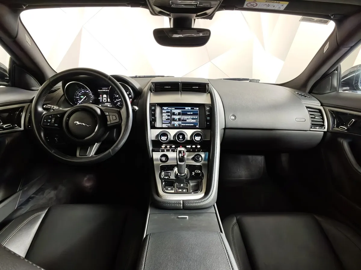 Jaguar F-Type 3.0 V6 AT (340 л.с.) Черный в АВИЛОН. Слайд №14