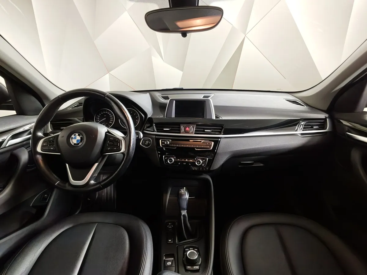 BMW X1 20i xDrive Steptronic AT (192 л.с.) Advantage (Локальная сборка) Коричневый в АВИЛОН. Слайд №11