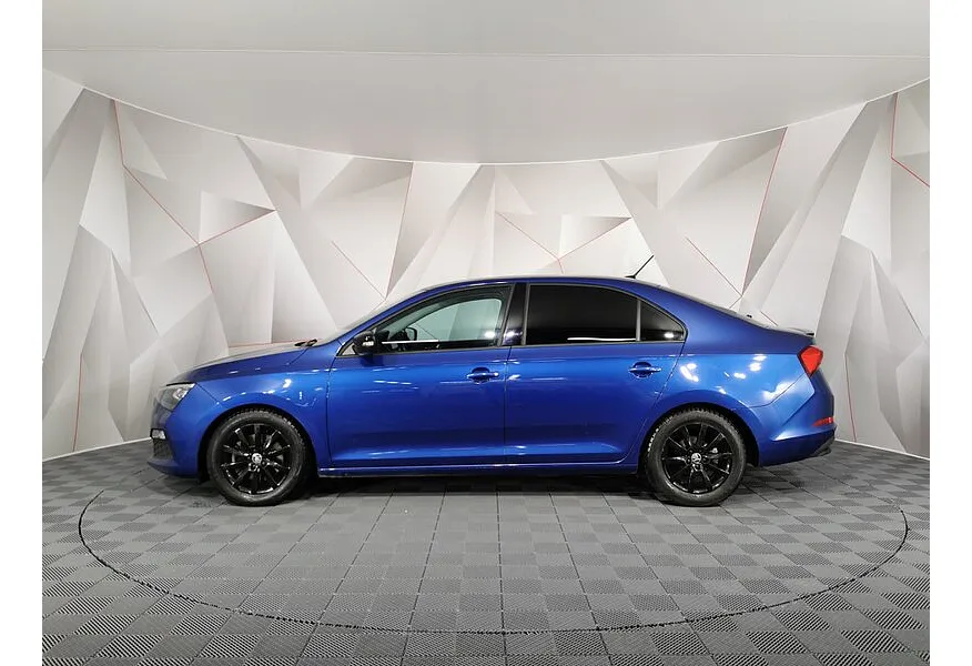 LIVE. Слайд №3