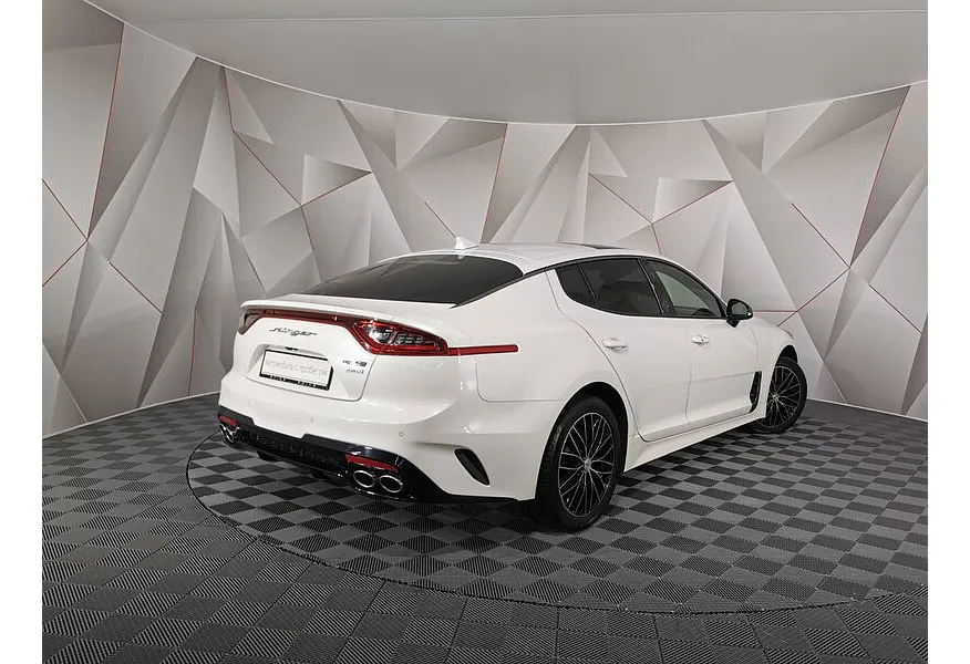 АВИЛОН - Kia Stinger 2.0 AT (247 л.с.) Comfort Белый - slide 7