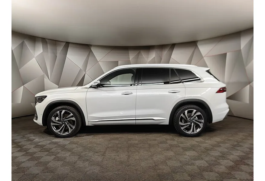 Geely Monjaro 2.0T 8AT 4WD (238 л.с.) Flagship Белый в АВИЛОН. Слайд №5