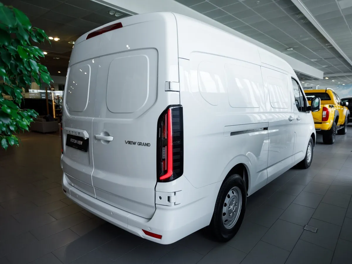 Foton View 2.0D 8AT RWD (159 л.с.) H1 1990 Белый в АВИЛОН. Слайд №4