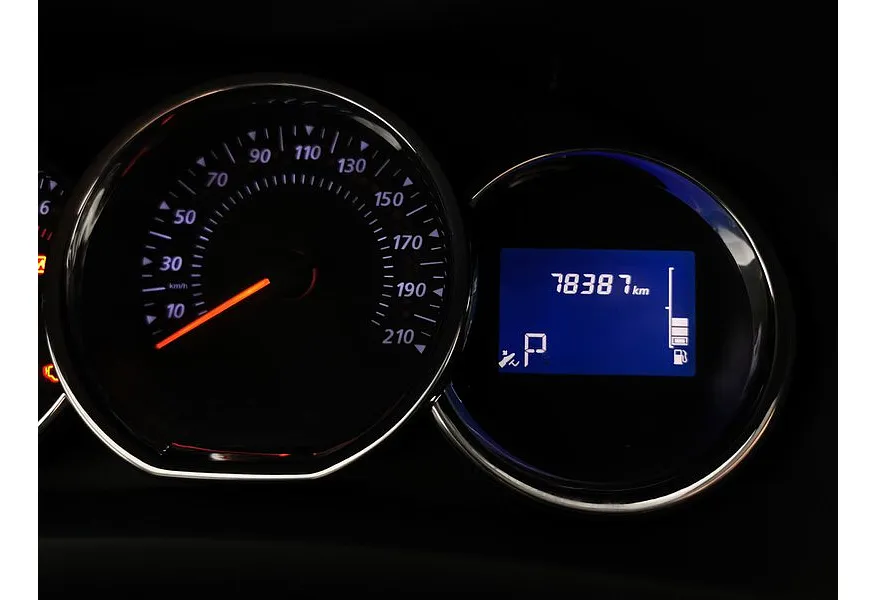 Renault Sandero 1.6 AT (102 л.с.) Drive Красный в АВИЛОН. Слайд №17