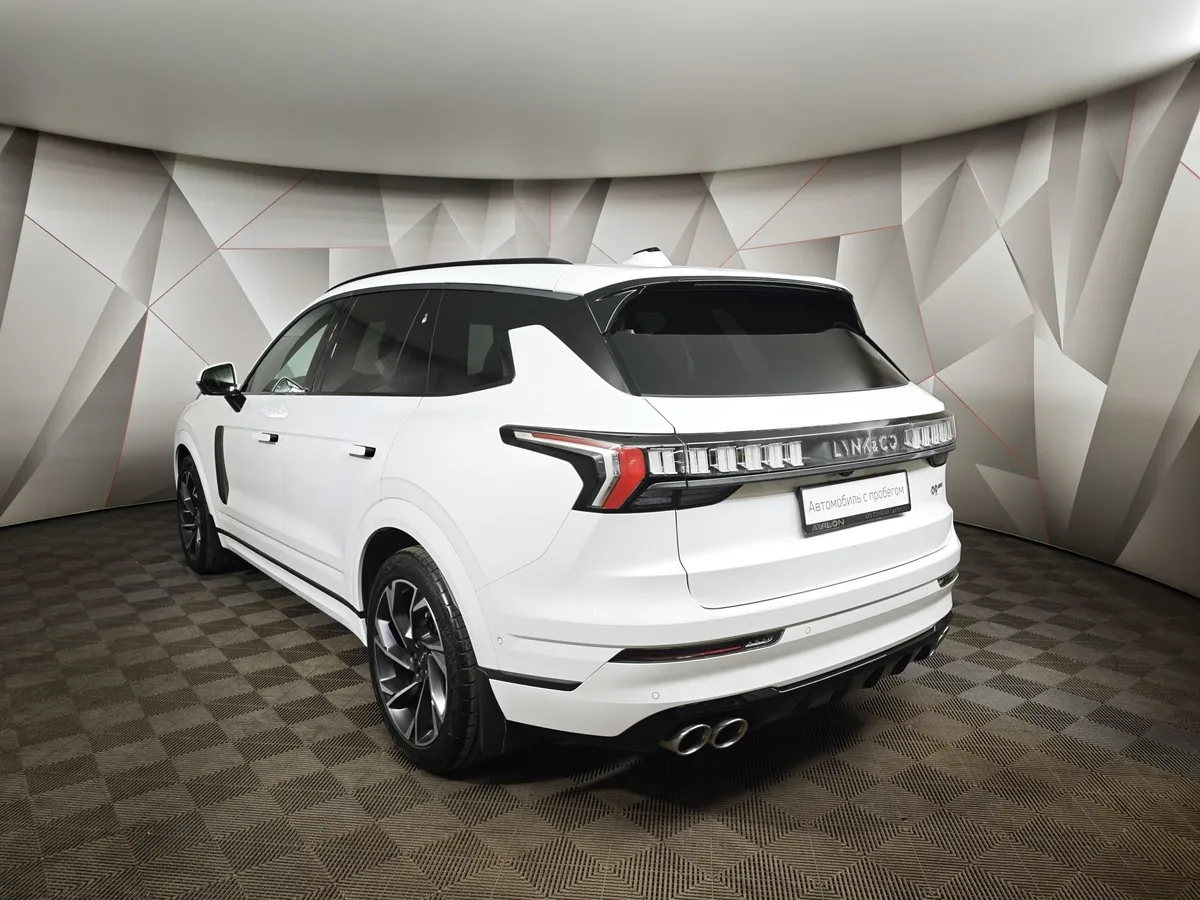 Lynk & Co 09 MHEV 2.0 T5 Drive-E AMT 4WD (7 мест) (254 л.с.) Halo + Upgrade package Белый в АВИЛОН. Слайд №4
