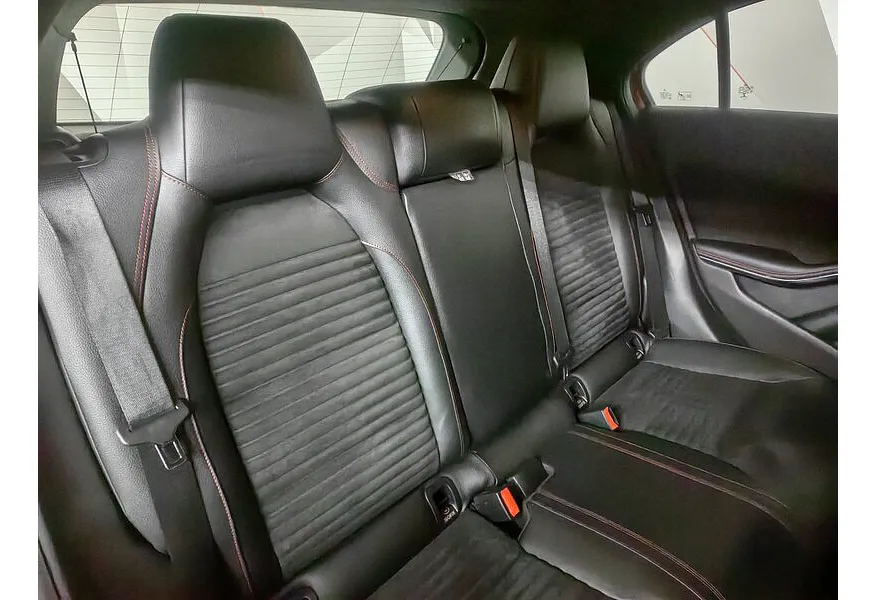 АВИЛОН - Mercedes-Benz A-Класс A 200 7G-DCT (156 л.с.) Красный - slide 12