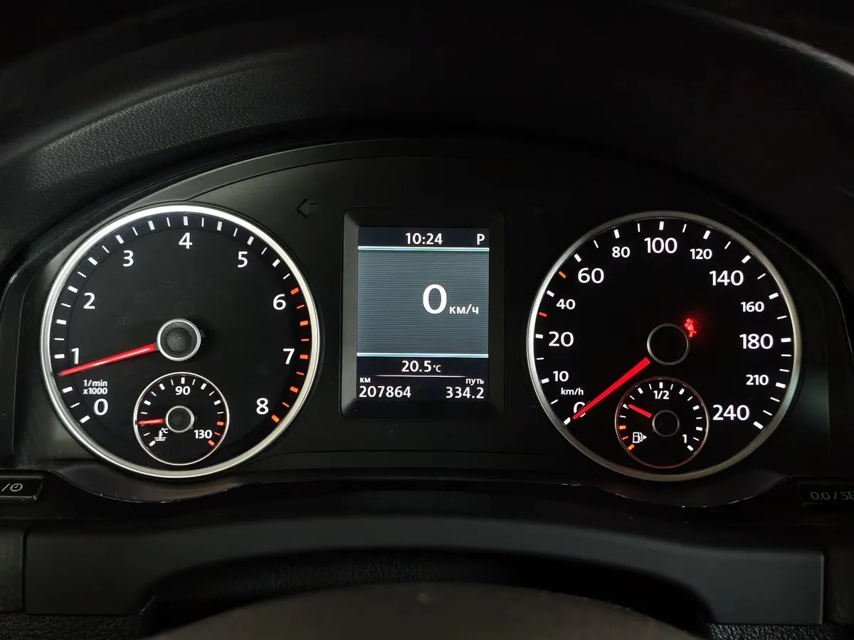 Volkswagen Tiguan 2.0 TSI 4Motion AT (170 л.с.) Sport&Style Черный в АВИЛОН. Слайд №18