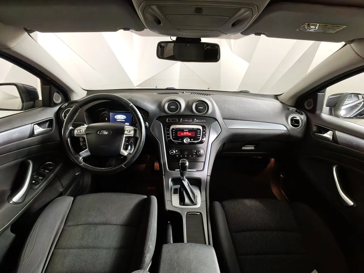 Ford Mondeo 2.3 AT (161 л.с.) Ambiente Черный в АВИЛОН. Слайд №12