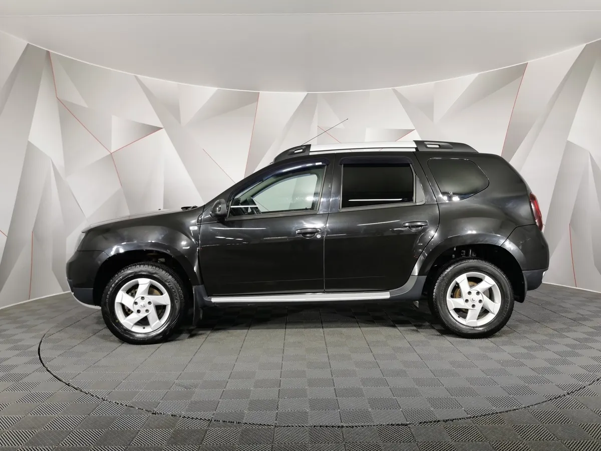 Renault Duster 1.6 MT 4x4 (114 л.с.) Черный в АВИЛОН. Слайд №5