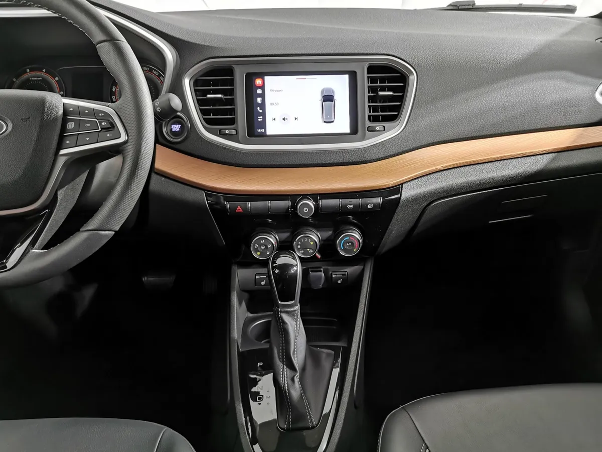 ВАЗ (Lada) Vesta 1.8 CVT (122 л.с.) Черный в АВИЛОН. Слайд №15