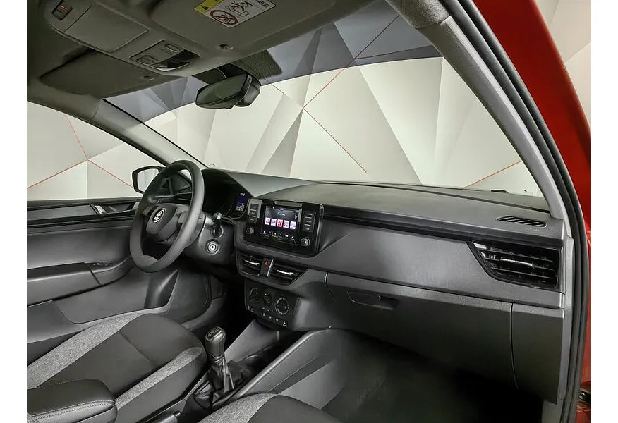 Skoda Rapid 1.6 MT (90 л.с.) Красный в АВИЛОН. Слайд №10