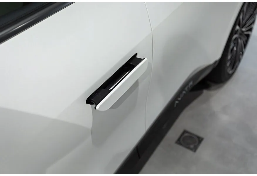 Avatr 11 116 kWh 4WD (578 л.с.) 4 места Белый в АВИЛОН. Слайд №19