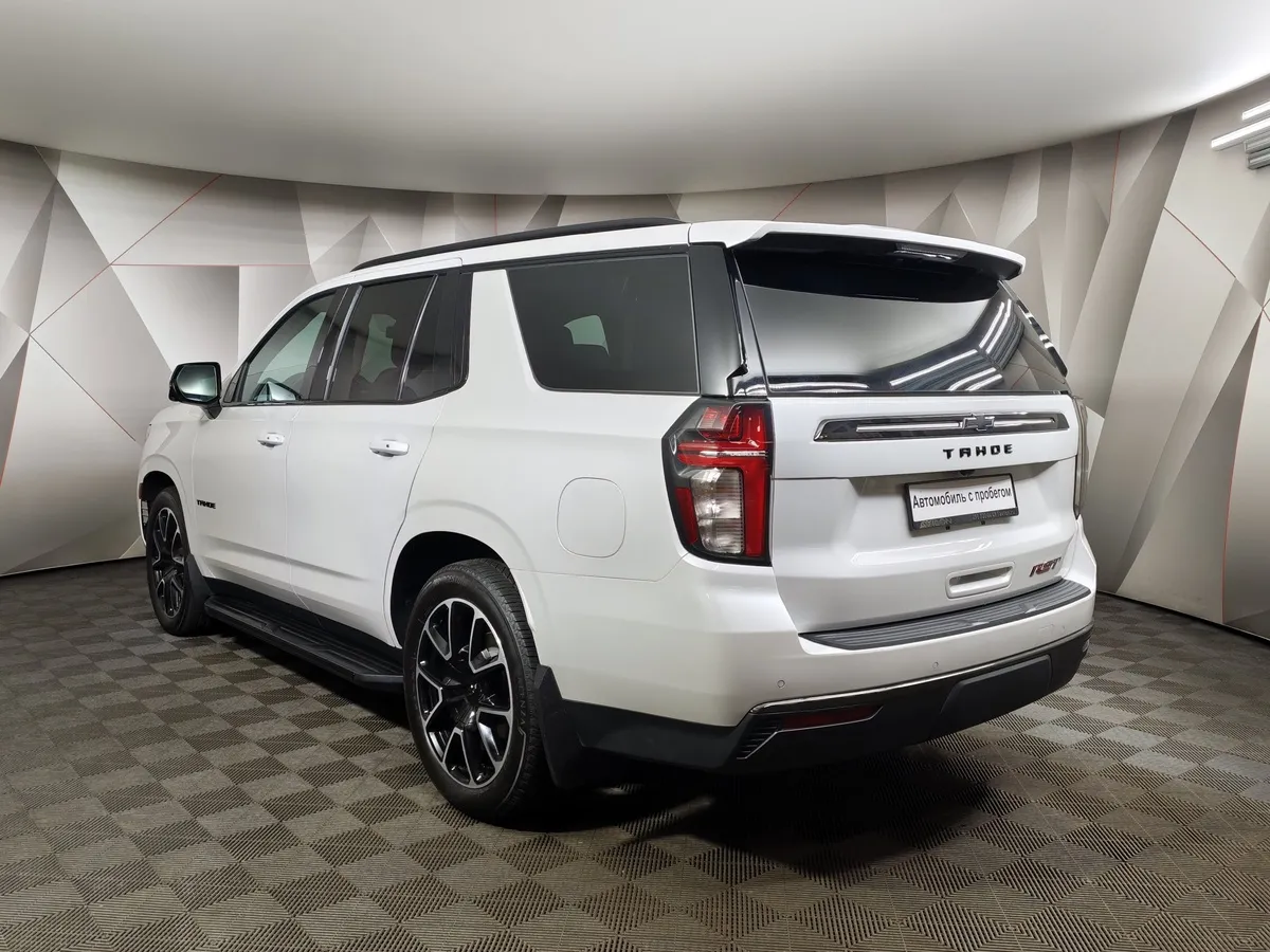 Chevrolet Tahoe 5.3 AT 4WD (343 л.с.) RST Белый в АВИЛОН. Слайд №4