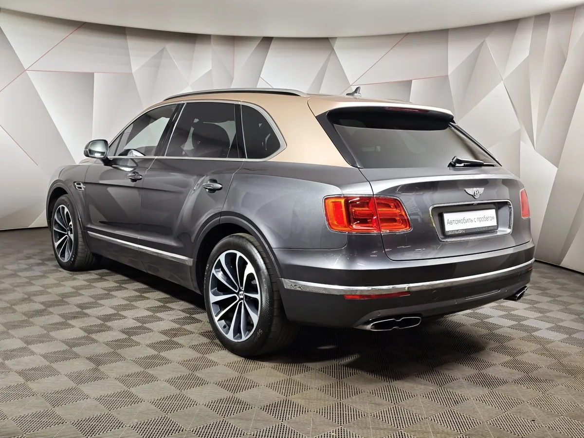Bentley Bentayga 4.0 AT AWD (550 л.с.) Серый в АВИЛОН. Слайд №4