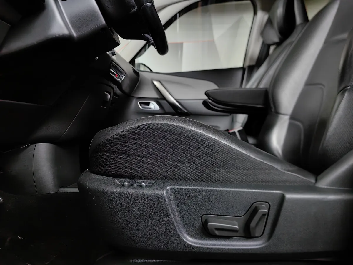 Citroen C4 SpaceTourer 1.5d AT FWD (131 л.с.) Серый в АВИЛОН. Слайд №23