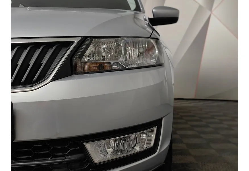 Skoda Rapid 1.4 TSI DSG (125 л.с.) Active Серебристый в АВИЛОН. Слайд №10