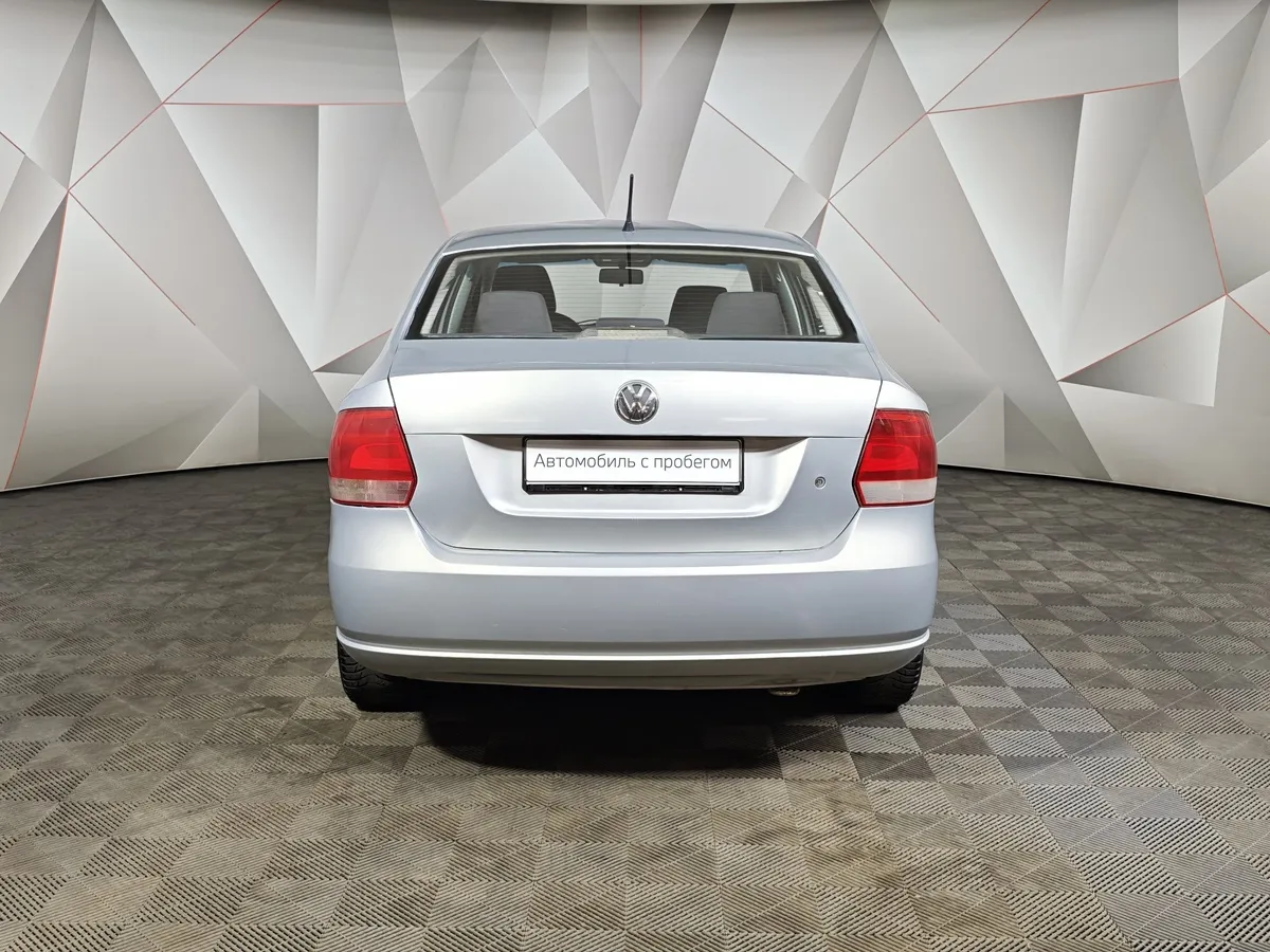 Volkswagen Polo 1.6 MPI MT (90 л.с.) Comfortline Серебристый в АВИЛОН. Слайд №8