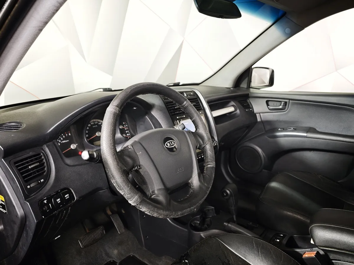 Kia Sportage 2.7 AT (175 л.с.) Черный в АВИЛОН. Слайд №19