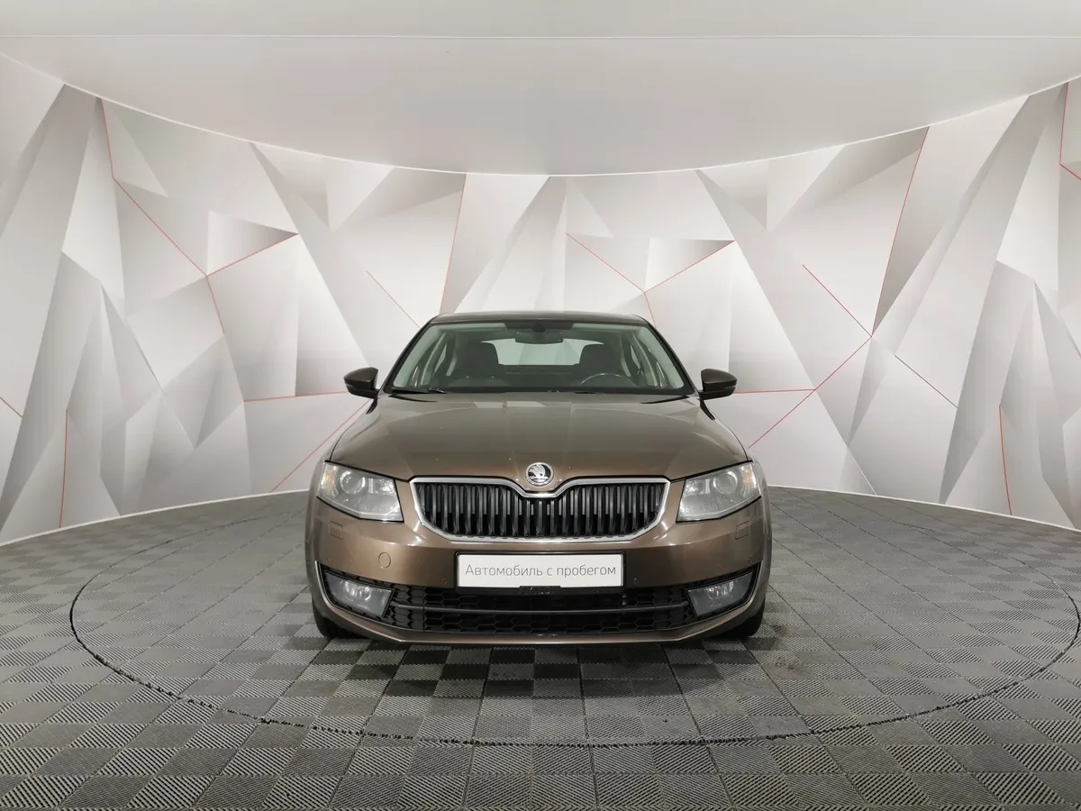 Skoda Octavia 1.6 AT (110 л.с.) Коричневый в АВИЛОН. Слайд №7