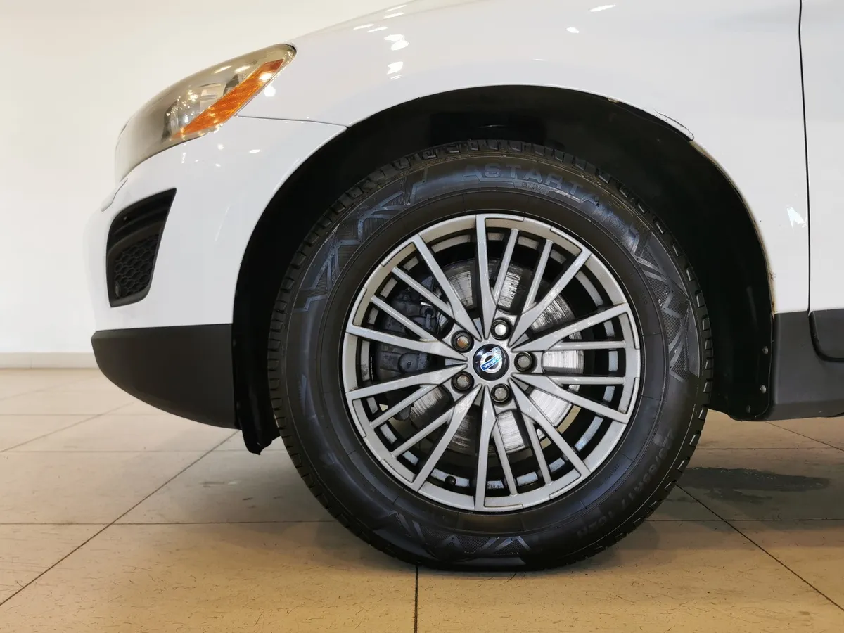 Volvo XC60 2.4 D Geartronic AWD (163 л.с.) Белый в АВИЛОН. Слайд №9