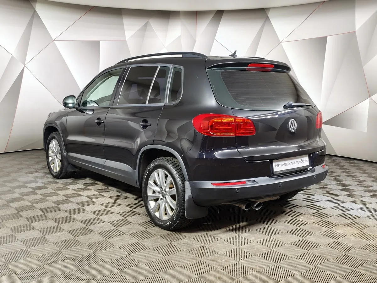 Volkswagen Tiguan 2.0 TSI 4Motion AT (170 л.с.) Track & Field Черный в АВИЛОН. Слайд №4