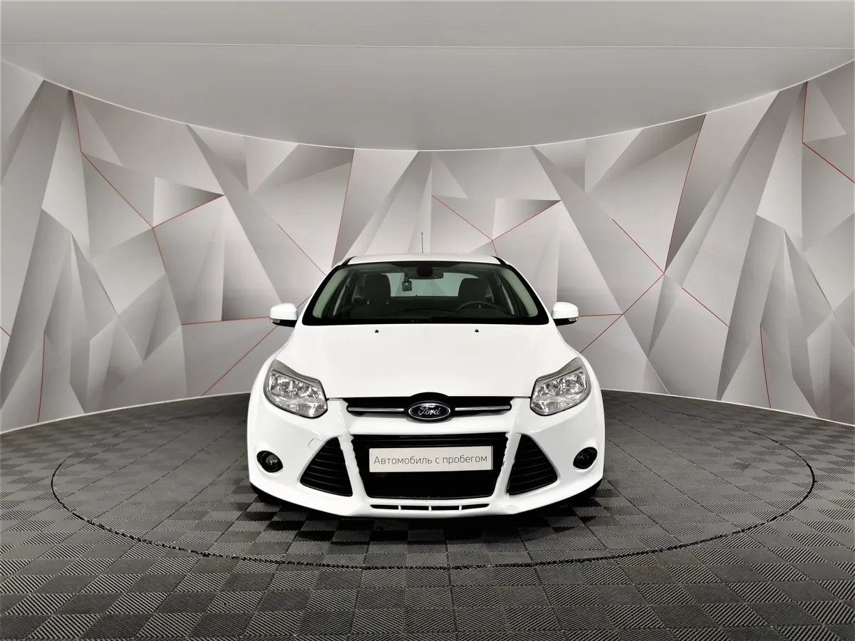 Ford Focus 1.6 Ti-VCT PowerShift (105 л.с.) Trend Белый в АВИЛОН. Слайд №7