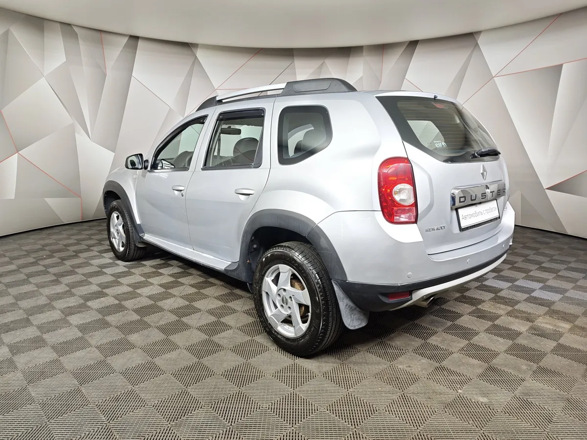 Renault Duster 2.0 MT 4x4 (135 л.с.) Серый в АВИЛОН. Слайд №4